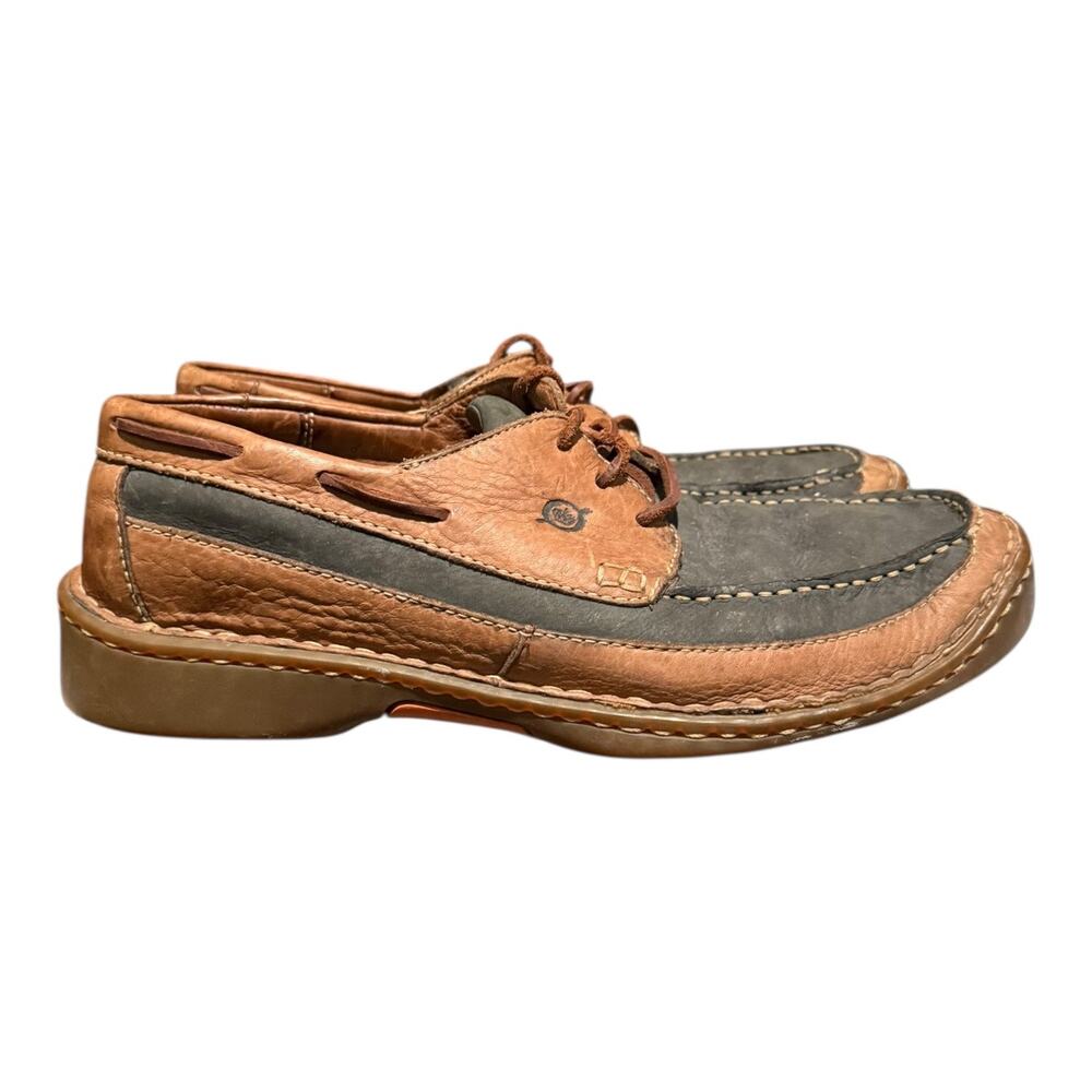 Born Men's Deck Shoe Size 9.5 M Lace Up Boat Loafer Two Tone Brown Leather - Picture 2 of 10